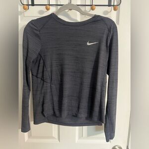 NIKE dark purple long sleeve, gently worn, size M